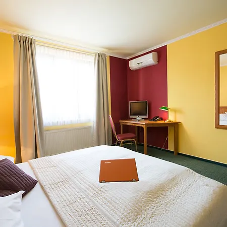 Toskana Hotel 3*